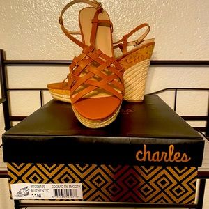 Super cute Cognac in color. Women’s 11M